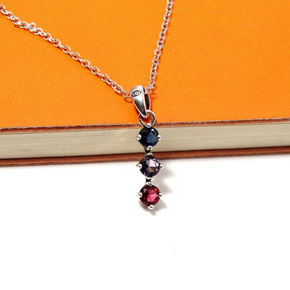 Gojo 3 Stone Necklace
